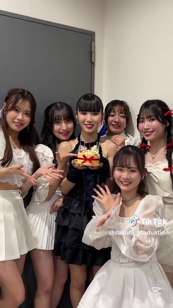 Liliの生誕祭とダンスパフォーマンス