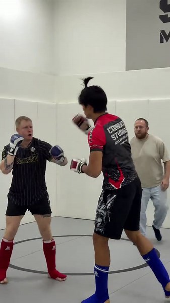 Spamming side kicks #06 #thai