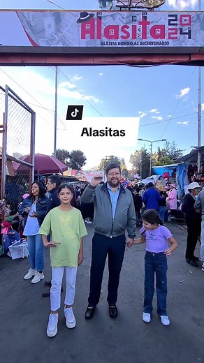 Alasitas 2024: Diversión con Mis Nietas