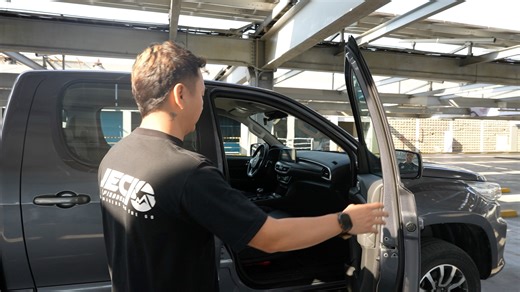 Meet the new FOTON Thunder 4x4 your daily workhorse that’s ready for the toughest duties, on and off the road! Guys get the chance to test drive this truck from February 26–March 1, 2026, at the 8th Floor Parking Lot of SM Mall of Asia. Practical. Bold. Tough. Built to last! #foton #FOTONPhilippines #FotonThunder #Foton4x4 #JecEpisodes | Jec Episodes