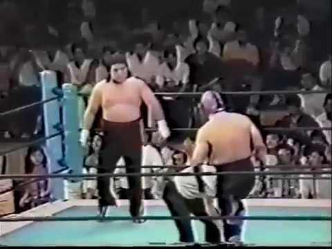Shinya Hashimoto vs Super Strong Machine (8/4/1990)