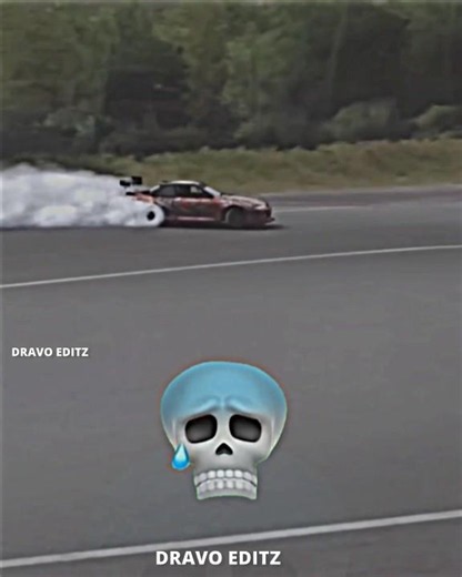 Driving Like A Boss! 🥶