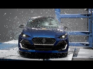 NEW Renault Clio 2026 - CRASH TEST - ★★★★☆