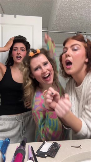 Get Ready for Prom and Outer Space with My Friends!