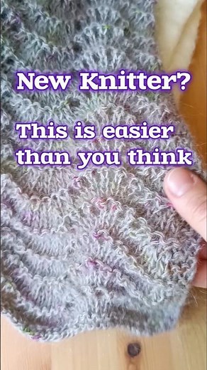 Beginner knitter? You could be knitting this scarf too 🤍