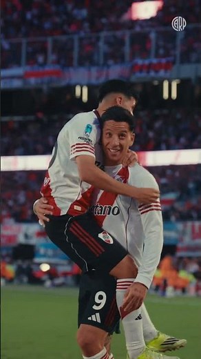 El #Gol de #Galvan para el 1-0 de River en el Mâs Monumental