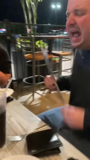 Dinner jokes #comedy#pranks#dinner