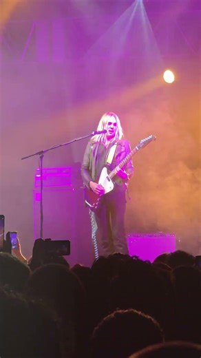 Breve video del regreso a México de KADAVAR en el Pabellón Oeste el pasado 14 de Marzo