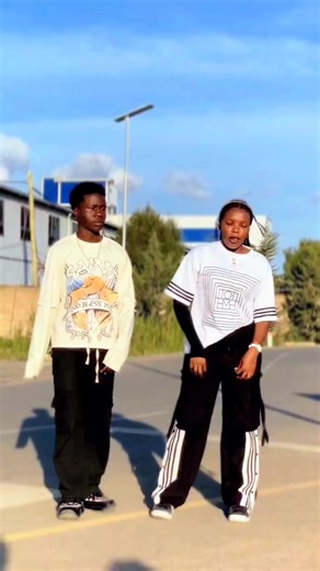 Amazing Dance Challenge: 2 2-2=2 Interpretation