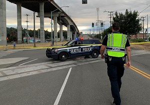 Driver sought after striking, killing bicycle rider near West Spokane Bridge