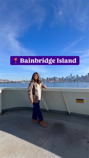 🍂 Welcome back to Seattle in 60 Seconds! Today, we’re taking a fall day trip to Bainbridge Island — one of the best weekend getaways or day trip adventures from Seattle. If you’re new here, I’m Emma — your Seattle girly guide. My Seattle in 60 Seconds series highlights things to do in Seattle and the Greater Seattle area, from hidden gems and cozy coffee shops to easy Seattle day trips. ✨ Here are a few must-visit spots on Bainbridge Island: ☕️ Pegasus Coffee House @pegasuscoffee 📚 Magic Bird 