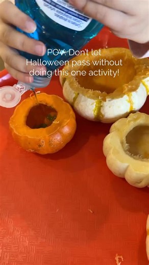 🎃 The One Halloween Activity You Have to Try: Pumpkin Fizzy Potions! 🧪✨ Scoop out a few small pumpkins and turn them into magical bubbling cauldrons! Add a drop of dish soap, a sprinkle of glitter, and a spoonful of baking soda inside each pumpkin. Then hand your little scientist a dropper of vinegar and watch the fizzing magic explode! It’s a spooky science experiment that blends fun with learning — exploring chemical reactions, fine motor skills, cause and effect, and sensory exploration all