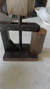 Simple Saw Trick 🪚 Holding onto small parts can be difficult. This simple tip makes life much easier. #saw #sawing #fabrication #engineering #machining | Octane Workholding