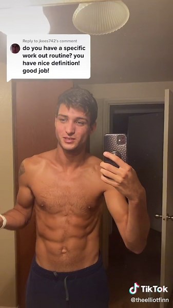 Replying to @jkees742 great question 👀 #question #workout #gym #fit #model #tan #phone #eyes