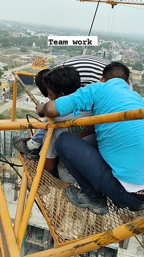 Team work tower cranes work ACE #photo #fbreelsfypシ゚viralfbreelsfypシ゚viral #reelsvideoシ #reelsviralシ #viralreelsシ #reelsfbシ #todaybestphotochallenge #viralvideoシ #reelsfypシ #viralreelschallenge @top fans | Construction Field Engineer