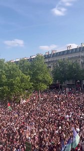 No comment Paris France | Comoresinfos