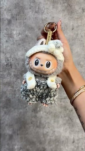 Watch Labubu Create Stunning Outfits from Scratch!