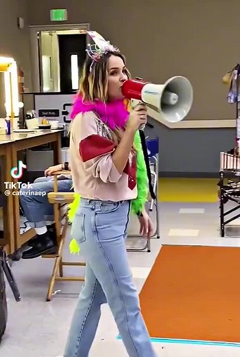 Camilla Luddington (@camillaluddington3)’s videos with original sound - Camilla Luddington