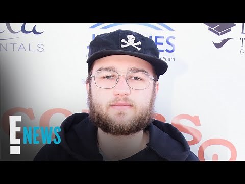 "Two and a Half Men" Star Angus T. Jones Is UNRECOGNIZABLE | E! News
