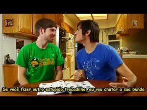 SMOSH - Food Battle 2009 - (Legendado)