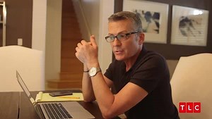 What happens when Kleinfeld Bridal goes quarantine? In the premiere episode of #SYTTD, we'll see how staff handles business, brides, and gowns during shutdown. Tune in TOMORROW at 8/7c. | Say Yes to the Dress