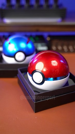 12000mAh Pokeball Power Bank Unboxing