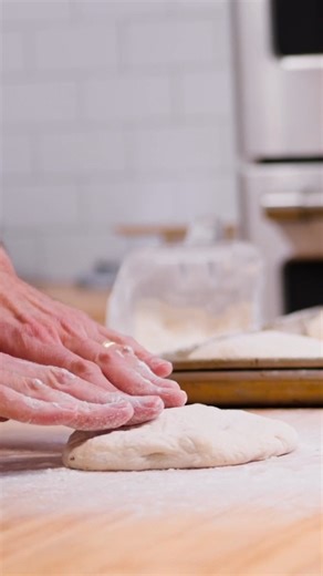 9.8K views · 180 reactions | Here are 5 easy-to-apply tips for making fantastic pizza dough. Catch the full video on YouTube: https://www.youtube.com/watch?v=QxvoUsa7PPE&utm_source=facebook&utm_medium=social&utm_campaign=content | King Arthur Baking Company | Facebook