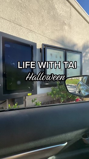Halloween Vlog: Life with Tai | A Mom's Busy Day