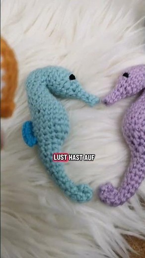 New Amigurumi crochet video: No-sew seahorse - free crochet pattern