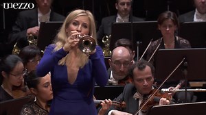 Remembering the great Joseph Haydn on his birthday! 🎼For this occasion, listen to an excerpt of the concerto for trumpet played by Alison Balsom OBE, the Orchestre national du Capitole de Toulouse, Tugan Sokhiev in Halle aux Grains, Toulouse. | Mezzo