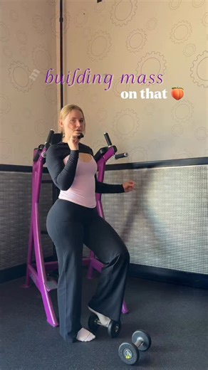 435K views · 363 reactions | common RDL mistakes that are limiting your glute growth  RDLs are amazing ~ when done right so let’s perfect them✨欄 join my thiccmas challenge ~ we start nov 3 [ in bio to signup] | Lindsey Burt | Facebook