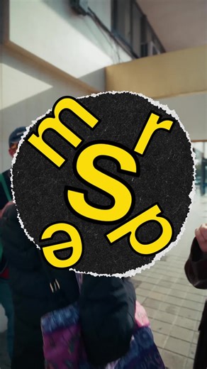 Hay palabras en español que suenan a música. Otras que te recuerdan a alguien. Y otras… que simplemente te encantan 💛 Ahora queremos saberlo 👇 ¿Cuál es tu palabra favorita en español? O dinos la primera palabra que se te venga a la mente cuando piensas en “español” 🇪🇸 Te leemos en comentarios 👀 Some Spanish words sound like music. Others remind you of someone. And some… you just love 💛 Now we want to know 👇 What’s your favorite word in Spanish? Or tell us the first word that comes to your