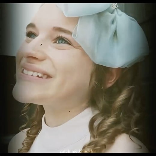 catch.me.knuckles (lily) on Instagram: "21 today!!!! 🧁 you have always been one of a kind @sabrenorris 🏄‍♀️💞 #norrisnuts #sabrenorris #norrisnutsedit #sabrenorrisedit #cmksabre"