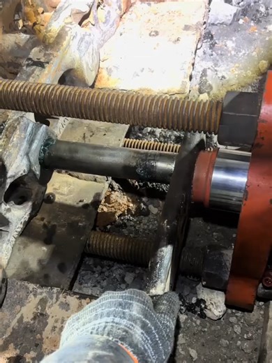 Understanding Chain Press and Caterpillar Pin Pushrod