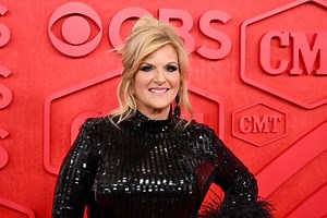 Trisha Yearwood Says Her Family Keeps Her Grounded After Historic CMT Music Awards Honor