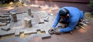 4 Hardscaping Ideas | DoItYourself.com
