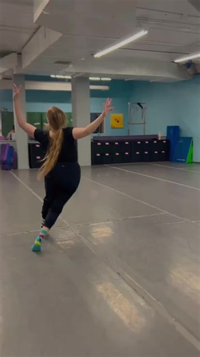 🌷Spring is near and these 3 Firebirds are getting ready to soar on stage! We invite you to join us on March 22-24th at Missouri Baptist University’d “Dancing In The Light”, as well as at the St Louis Symphony Orchestra’s Family Concert “Dance Party” on March 24th! Don’t miss out on the opportunity to view three different company members uniquely perform this brand new solo choreographed by Robert Poe #stldance #stlouisdance #stlmade #stlouis #balletcompany #firebirdballet #balletsolo #contempor