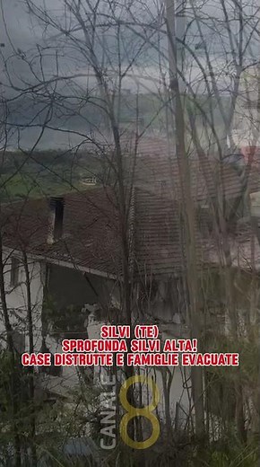 SILVI (TE) | Sprofonda Silvi Alta! 😱 Case distrutte e famiglie evacuate 😞