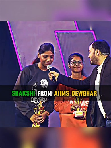 30 second me college aur apna naam😱😱 #neetaspirents #physicsteacher #alakhsir #physicswallah