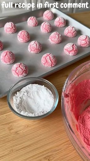 64K views · 358 reactions | 4-Ingredient Strawberry Kiss Cake Mix Cookies Easy 4-Ingredient Strawberry Cake Mix Cookies with Chocolate Kisses Ingredients: 1 box strawberry cake mix 2 large eggs | Easy Recipes | Facebook