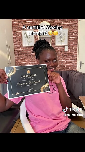 Professional Waxing Tips from a Certified Therapist