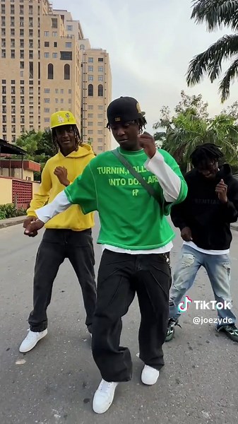 Dance Challenges You Need to Try: The Zoom Dance Guide