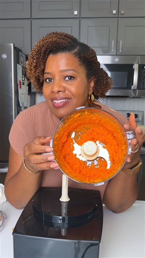 Pumpkin in the food processor? Yes please. Part 2 of my “Pumpkin but make it Caribbean” series with some inspiration from @tasteoftrinbago | Metemgee