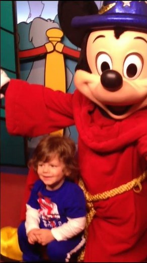 Meeting Sorcerer Mickey Mouse Meet & Greet Hollywood Studios at Disney World 2014
