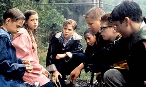 1990’s IT Miniseries Reunion: The Original Cast of Losers Celebrate Their Enduring Friendship [The Losers’ Club Podcast]