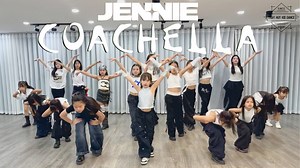 120K views · 2.6K reactions | JENNIE - INTRO like JENNIE - Dance by BABY WARRIORS | COACHELLA 2025  Full Video: https://youtu.be/UPEiuJRpgOA | Thầy Huy Kid Dance | Facebook