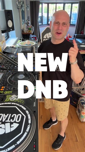 JUNGLE DNB Artist GRAY – Live and Direct (New Track)