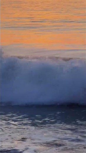 Beyond the Horizon: A Silent Sunset Experience #sunset #beachsunset #peacefulvibes #like #love #viws