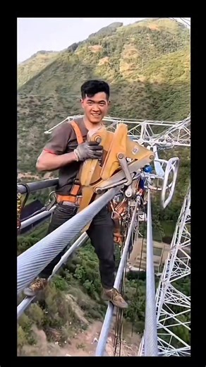 Real Engineerings | Engineering & Technology & Gadgets & DIY | Walking the Line: The High-Voltage Balancer! ⚡️🧗‍♂️ ​This job is definitely not for the faint of heart! We are hundreds of feet in the... | Instagram