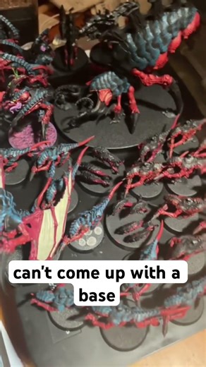 I need HELP… | Tyranid base ideas #warhammer #miniature #tyranids